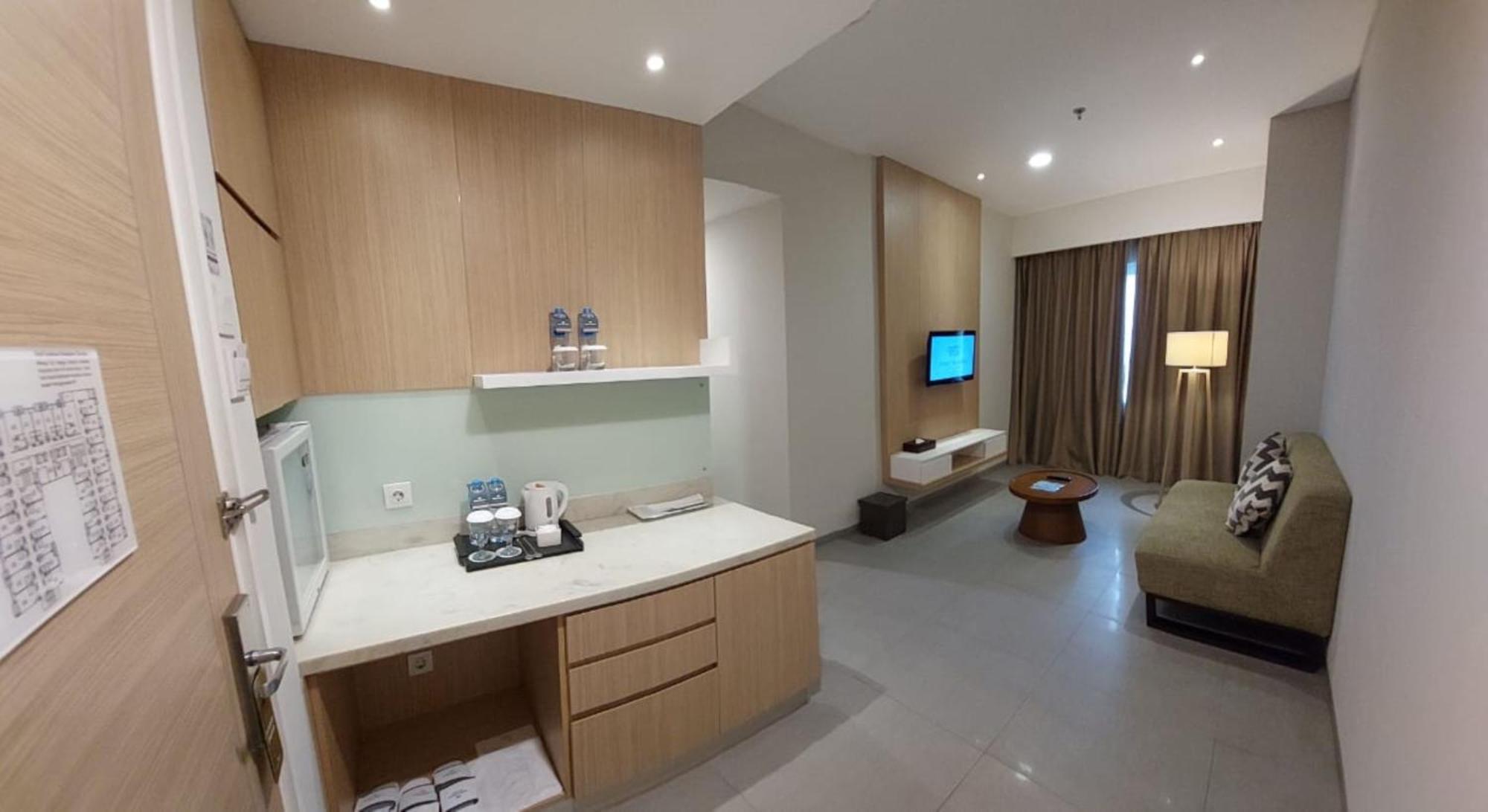 โรงแรมซานติกา เมกา ซิตี้ - เบกาซี เบกาซิ ภายนอก รูปภาพ